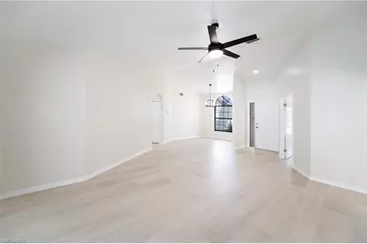 10731 Regent Cir, Naples, FL 34109 - Photo 3