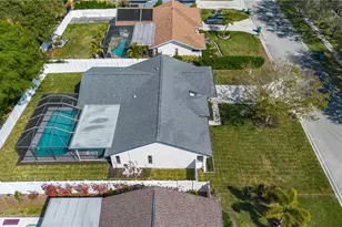 10731 Regent Cir, Naples, FL 34109 - Photo 23