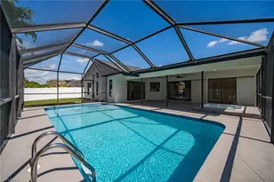 10731 Regent Cir, Naples, FL 34109 - Photo 11