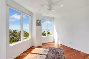 4251 Gulf Shore Blvd N, Naples, FL 34103 - Photo 15