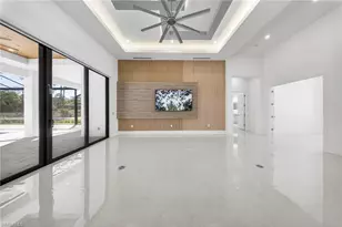 1886 39th St SW, Naples, FL 34117 - Photo 9