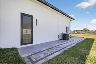 1886 39th St SW, Naples, FL 34117 - Photo 49