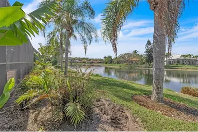 10823 Longshore Way E, Naples, FL 34119 - Photo 3
