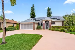 127 Palmetto Dunes Cir, Naples, FL 34113 - Photo 3