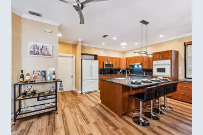 127 Palmetto Dunes Cir, Naples, FL 34113 - Photo 7