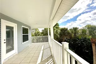 738 Park Ave, Naples, FL 34110 - Photo 9