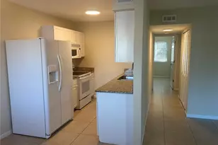 4621 Bayshore Dr, Naples, FL 34112 - Photo 9