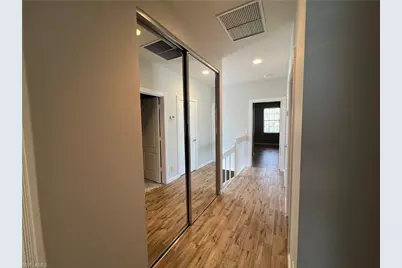 5365 Cove Cir #125, Naples, FL 34119 - Photo 7