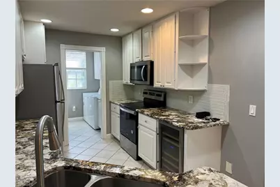 5365 Cove Cir #125, Naples, FL 34119 - Photo 21