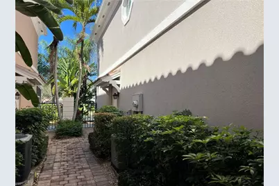 5365 Cove Cir #125, Naples, FL 34119 - Photo 29