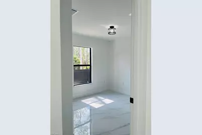 1112 E 12th St, Lehigh Acres, FL 33972 - Photo 9