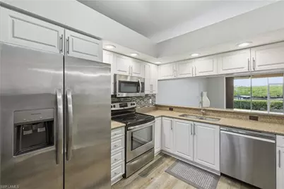 182 Newport Dr #1003, Naples, FL 34114 - Photo 7