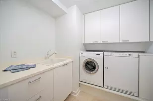 8473 Bay Colony Dr, Naples, FL 34108 - Photo 31