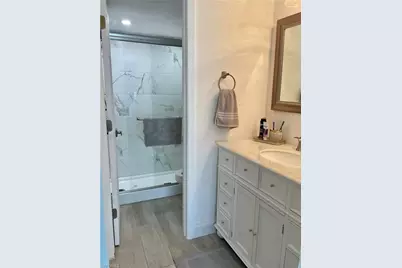 4270 Jack Frost Ct #5, Naples, FL 34112 - Photo 7