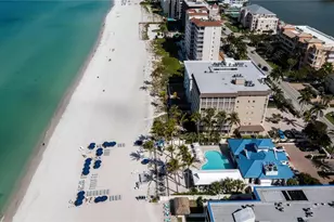 295 Grande Way, Naples, FL 34110 - Photo 19