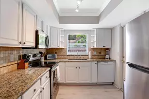 856 98th Ave N, Naples, FL 34108 - Photo 11