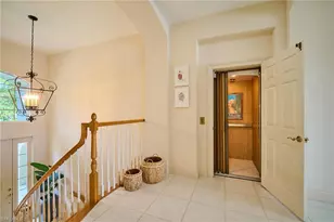 3211 Lancaster Dr, Naples, FL 34105 - Photo 5