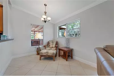 1723 Camelia Ln, Naples, FL 34105 - Photo 5