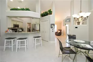 333 Wentworth Ct, Naples, FL 34104 - Photo 27