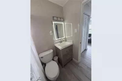 330 NE 59th Ct, Fort Lauderdale, FL 33334 - Photo 15