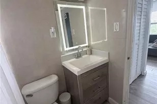 330 NE 59th Ct, Fort Lauderdale, FL 33334 - Photo 15