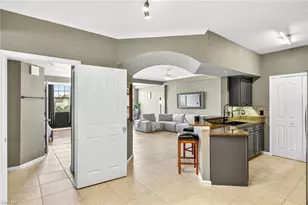 12955 Positano Cir, Naples, FL 34105 - Photo 3