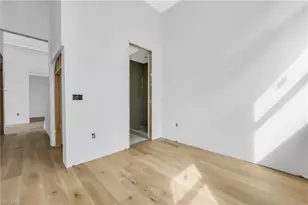 2649 Riverview Dr, Naples, FL 34112 - Photo 15