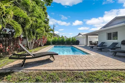 737 91st Ave N, Naples, FL 34108 - Photo 3