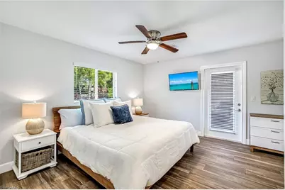 737 91st Ave N, Naples, FL 34108 - Photo 21