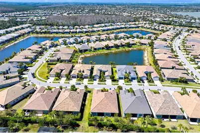 28616 Lobos Cir, Bonita Springs, FL 34135 - Photo 37