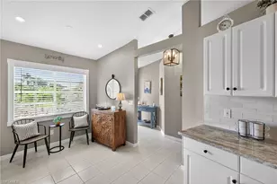 9009 Michael Cir, Naples, FL 34113 - Photo 9