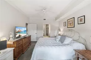 401 Bayfront Pl, Naples, FL 34102 - Photo 15