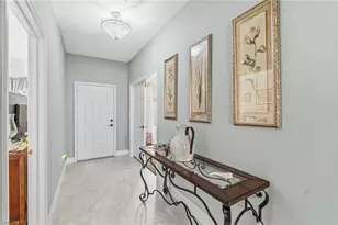 401 Bayfront Pl, Naples, FL 34102 - Photo 3