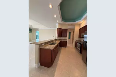 7168 Lemuria Cir #1701, Naples, FL 34109 - Photo 5