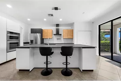 4764 Formosa Dr, Naples, FL 34119 - Photo 5