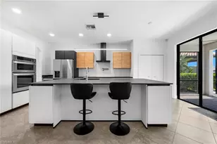 4764 Formosa Dr, Naples, FL 34119 - Photo 5