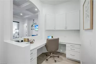 19600 Waterman Ct, Fort Myers, FL 33913 - Photo 9