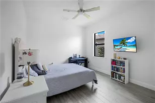 19600 Waterman Ct, Fort Myers, FL 33913 - Photo 15