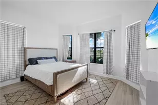 19600 Waterman Ct, Fort Myers, FL 33913 - Photo 13