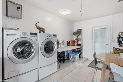 1406 Grandale St, Lehigh Acres, FL 33936 - Photo 15