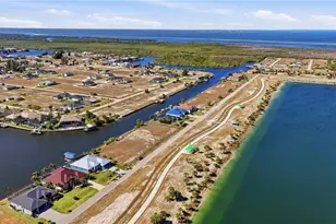 4418 NW 36th St, Cape Coral, FL 33993 - Photo 9