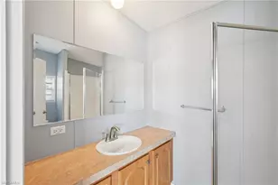 121 Kim Dr, Naples, FL 34104 - Photo 23