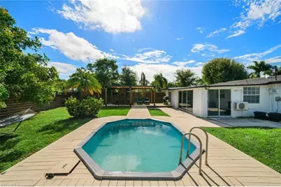 3999 Guava Dr, Naples, FL 34104 - Photo 29