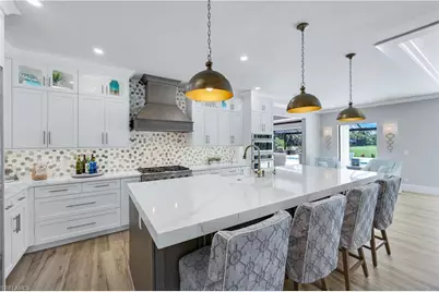 4701 Oak Leaf Dr, Naples, FL 34119 - Photo 7