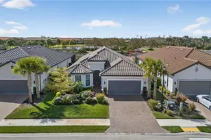 8915 Cappello Ct, Naples, FL 34119 - Photo 33