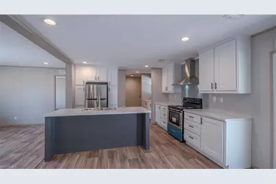 16050 Tierra Plz, Fort Myers, FL 33908 - Photo 9