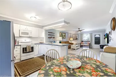 561 Palm View Dr #16, Naples, FL 34110 - Photo 7