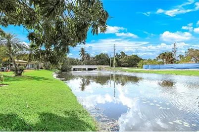 561 Palm View Dr #16, Naples, FL 34110 - Photo 17