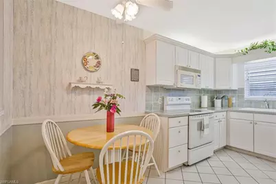 4372 27th Ct SW #202, Naples, FL 34116 - Photo 11