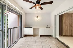 2055 Cascades Dr, Naples, FL 34112 - Photo 21